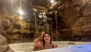 Casal Curtindo A Lua De Mel No Motel Esposa Se Acabando Na Pica