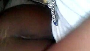 パツパツ濡れマンが彼氏チンポでガン突き中出し😏