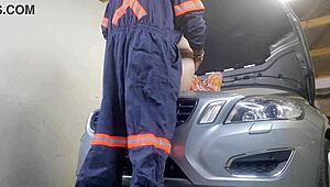 Mechanic fucks wife doggystyle