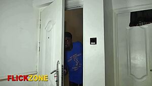 Amateur Ebony Babe Gets Fucked Well