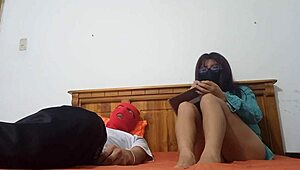 My Husband Is Useless at Fucking Me After Work, So I Masturbate