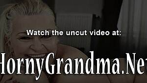 Natankana bujna rdečelaska cougar divja z oralno akcijo