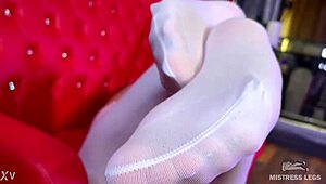 Goddess teases big booty and feet in white stockings!