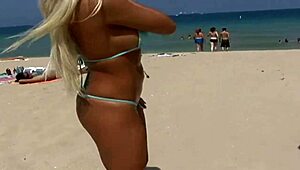 Eva cruz deepthroats and licks her neighbor's asshole in lingerie.