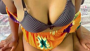 Desi Girl's Romantic Pussy Fuck!