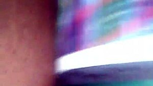 パツパツ濡れマンが彼氏チンポでガン突き中出し😏