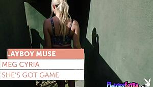 Flexible Teen Blondie Meg Cyria Naked Workout