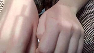 Girlfriend satisfies partner in reverse cowgirl position