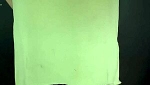 Blonde Hottie Keyton Administers Oral Pleasure And Gets Warm Facial