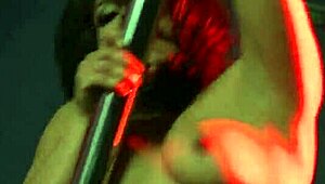 ローリー・バルガスとの濃厚3P