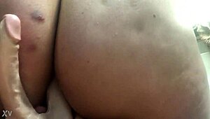 Hey, Terus Kongkek Bontot Gemuk Itu Untuk Saya!