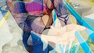 สาวลาตินผมน้ำตาลตูดใหญ่ยักษ์อกยักษ์โดนเล่นเฟติชในฉากจริง