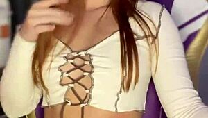 Ela Gosta De Se Exibir Desde Novinha