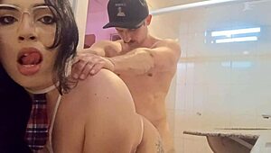 morena și saymon se fut fierbinte în camera cu leagăn 😍