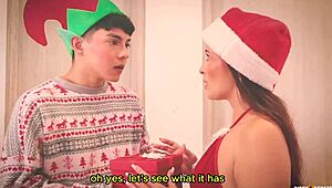 I cheat and fuck mama noel on christmas.