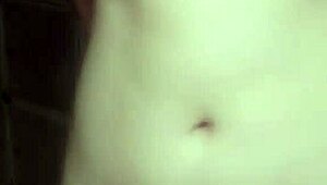 중국 밀프가 젖은 솔로 액션으로 개인 비디오에서 유혹해