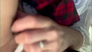 Rica Colegiala Caliente Se Masturba Esperando A Su Profe