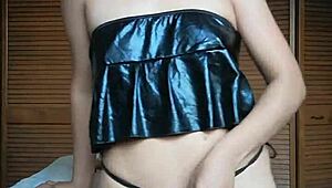 Hayami Touches Her Panocha With Raw Desire