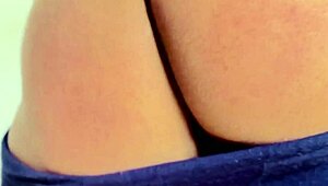 Misslili with that big round beautiful ass taking a dildo in her asshole at home 😘