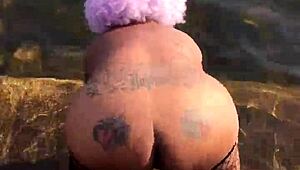 hazelnutxxx shakes her wild ass in the wild on fulltube.xxx