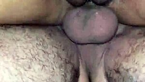 노비냐 구부린 아날 박기 중 엉덩이에 사정하니 좋아 죽어