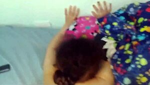 Ella PETTÄÄ miestään NAAPURIN kanssa joka myy karkkia