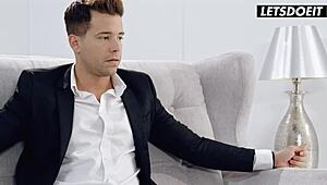 Petite Babe Masturbates Boldly