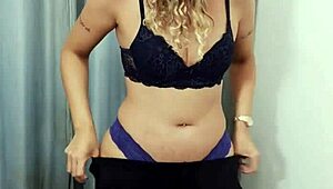 a perverted couple fucks in the store dressing room