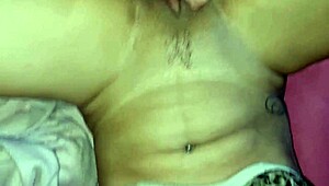 Sucking Big Clit of Juicy Neighbor Pornstar in Homemade Scene