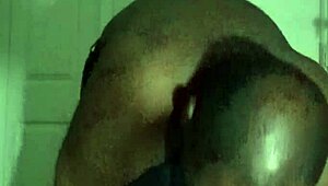 blogging about my exercise routine in jeans for private free trials with restrictions