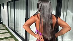 Esperanza Gomez enjoys deepthroat and doggystyle in pool