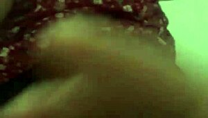 Ngintip rok tetangga sampe akhirnya ngentot homemade panas