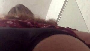 Ngintip rok tetangga sampe akhirnya ngentot homemade panas