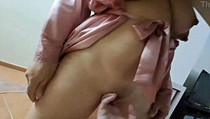 Latina Indulges In Pleasure During Work Call