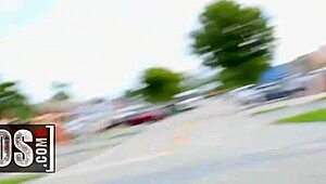 Mofos - Jmac helps with Bailey Base's broken car not knowing how naughty she can be in deepthroat blowjob and cumshot