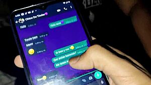 Descubro a Mi Hermanastra Prestando Garganta