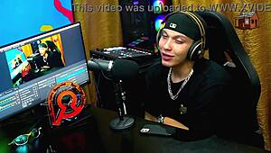 Bruna Lambertini sitter naken i Ruans knä?