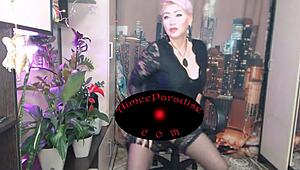 my sweet wife, the mature milf subslut, has a gaping pussy after squirting