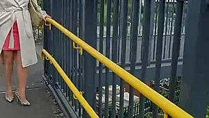 i dare jasmin69 to perform oral on webcam outdoors in public