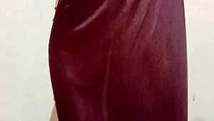 Shilpa Bhabhi's intoxicating body with big tits and ass, so horny and homemade