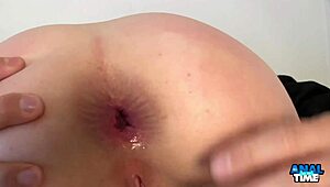 johanna johansen enjoys a session with philly jhon