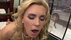 beautiful lesbo fucking and massageby jelena jensen & tanya tate