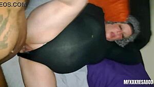 Resaboo The Fat Pussy Goddess Gets Wet