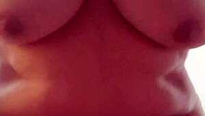 Beautiful Latina Mature Wife's First Time Fucking A Pillow At Home