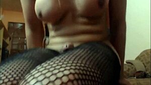 Close Shemale Orgasm Feels Amazing