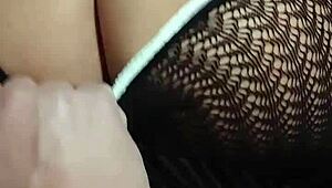 Ngentot pelacur sekretarisku, lo tau lah!