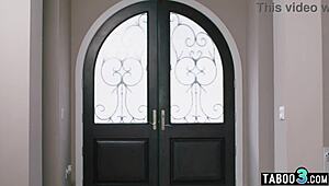 Milf military wife valentina nappi satisfied by her hot lesbian mistress