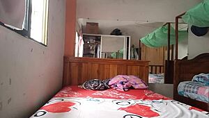 Lelkésanya beteljesíti legsötétebb fantáziáját mostohafia-val férj házában