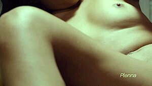 Lunna Real And Victoria Dias Use Strapon