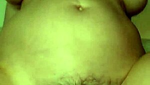 jackie hoff showcases natural tits and tight body